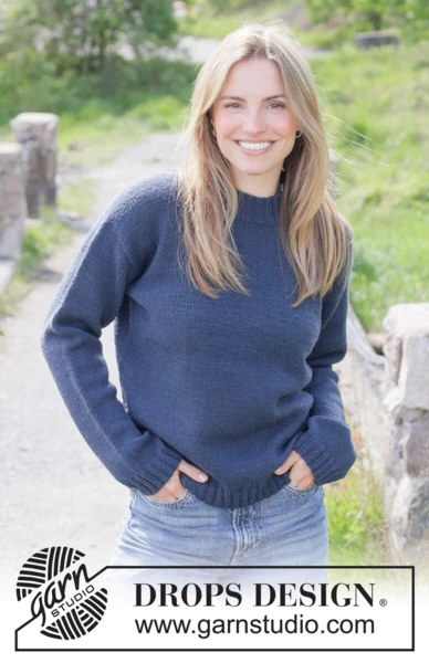 273-22 Autumn Fjord Sweater by DROPS Design — 1