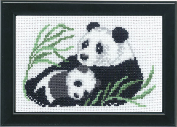 Embroidery Kit Panda with cub 14 x 9 cm / 6 x 4 in