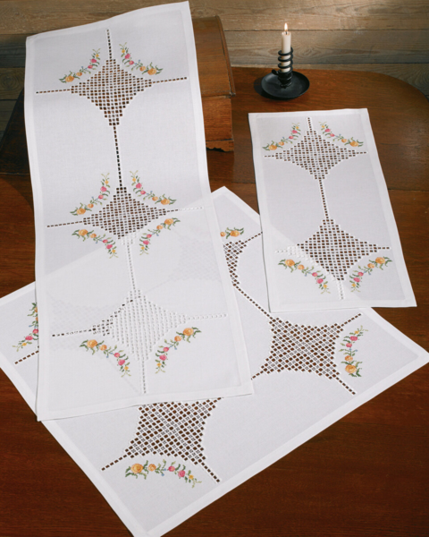 Embroidery Kit Hardanger with flowers 29 x 69 cm / 11.42 x 27.17 in