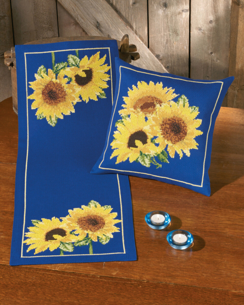 Embroidery Kit Sunflowers in Blue 35 x 94 cm / 14 x 37 in