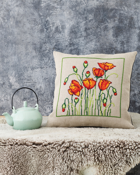 Embroidery Kit Wild Poppies 40 x 40 cm / 15.75 x 15.75 in