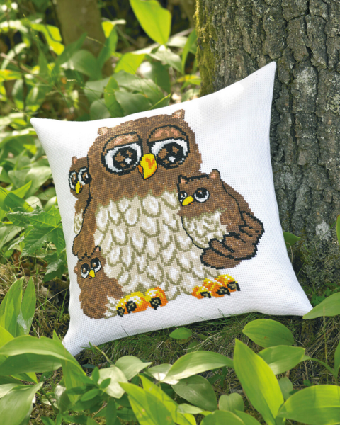 Embroidery Kit Owl Family 39 x 39 cm / 15 x 15 in