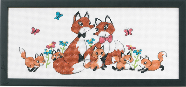 Embroidery Kit Fox Family 36 x 15 cm / 14 x 6 in
