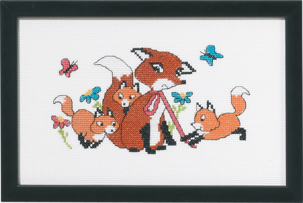 Embroidery Kit Foxes 24 x 15 cm / 9.45 x 5.91 in