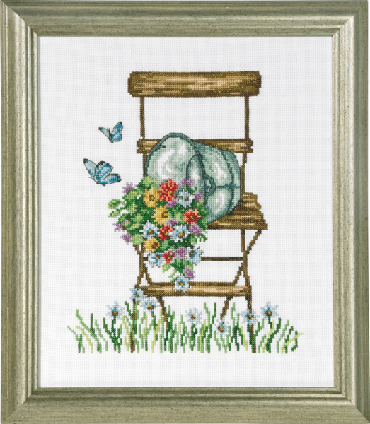 Embroidery Kit Chair with Flowers R5025 26 x 21 cm / 10 x 8 in