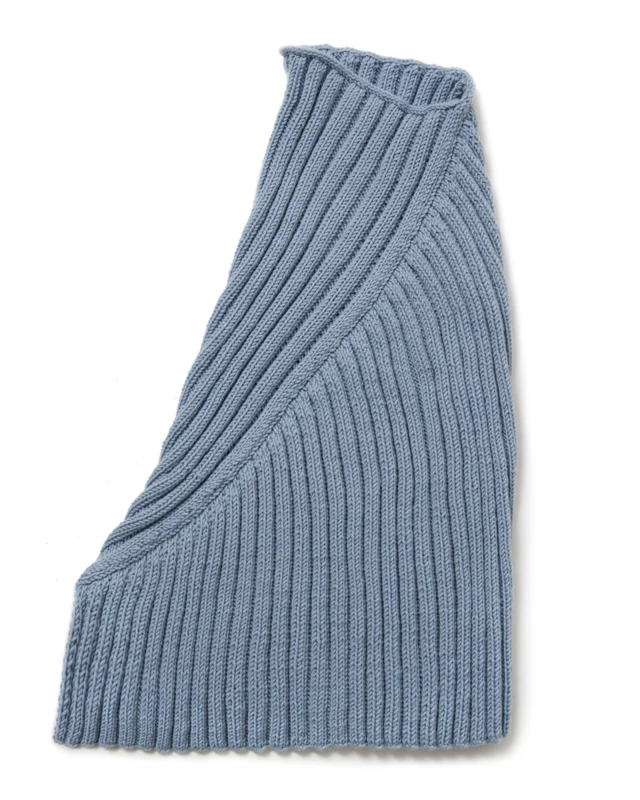 9237309_M40 Model 40 – Merino Edition 3: Poncho