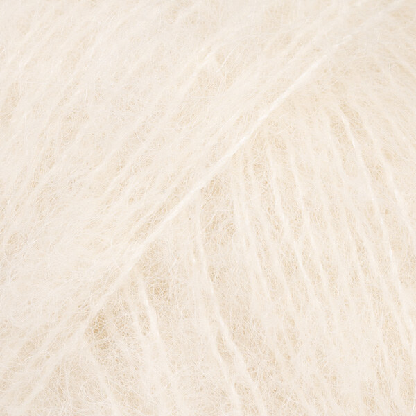 DROPS Brushed Alpaca Silk 01 Off white (Uni Colour)