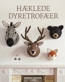 Book: Crocheted animal trophies