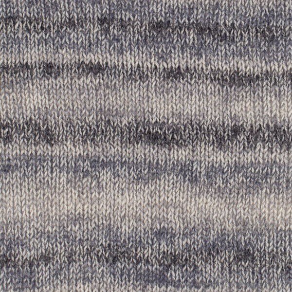 DROPS Fabel Long Print 602 Silver fox