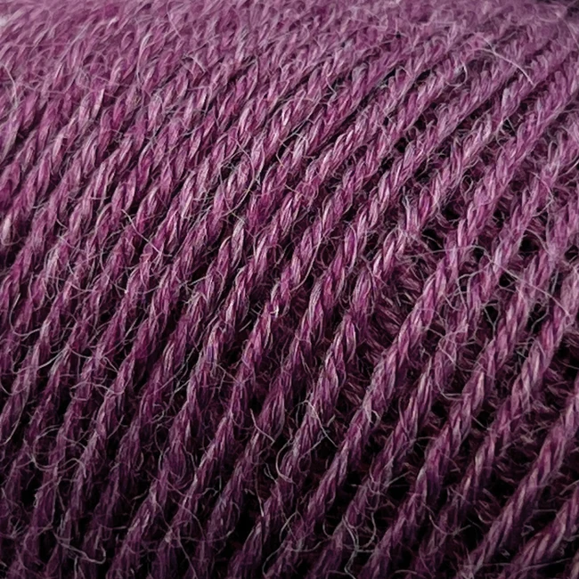 Onion Nettle Sock Yarn 1026 Purple