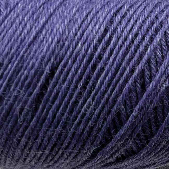 Onion Nettle Sock Yarn 1031 Lavender purple