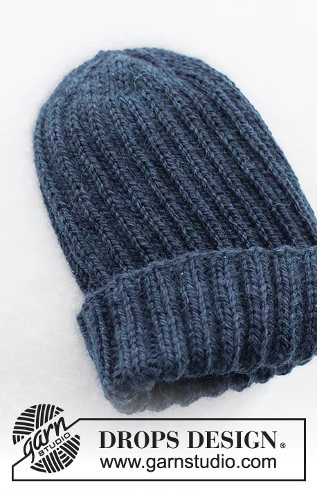 224-27 Icebound Hat by DROPS Design