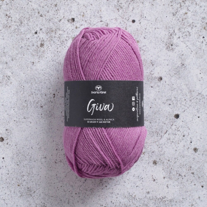 Svarta Fåret Giva 061 First bloom purple