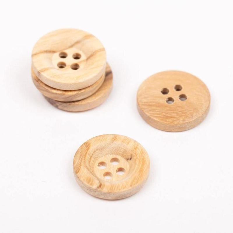 DROPS Olive Wood (Light), Button, 18 mm (No. 810)