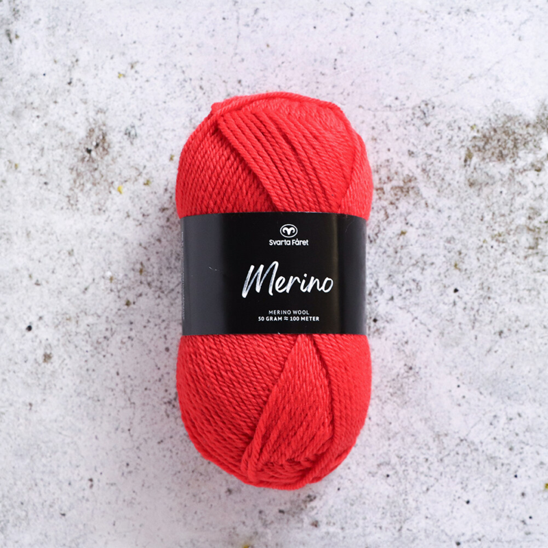 Svarta Fåret Merino 22 Red Rooster