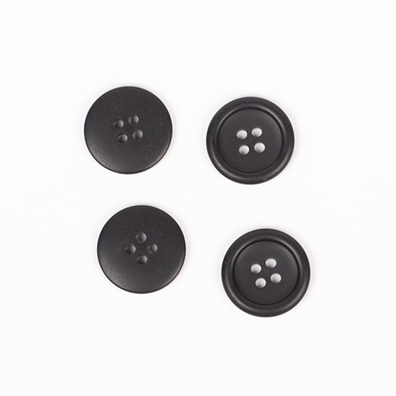 DROPS Matte Black, Button, 18 mm (no. 817)