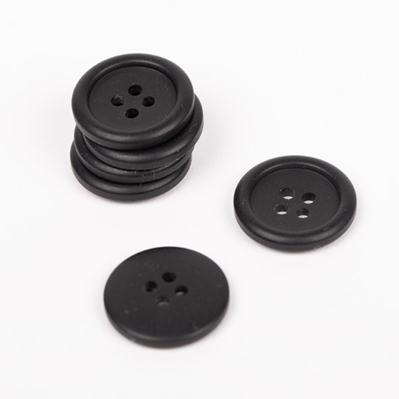 DROPS Matte Black, Button, 18 mm (no. 817)