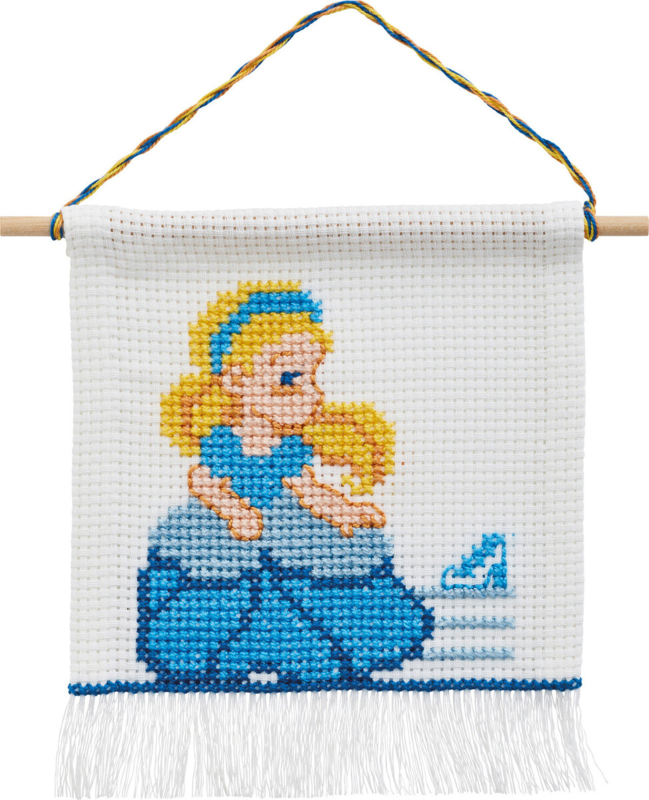 Embroidery Kit Princess w/5119/18 16 x 18 cm / 6.30 x 7.09 in