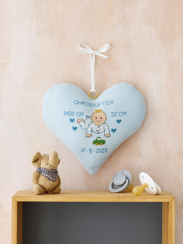 Embroidery Kit Christoffer 21 x 20 cm / 8.27 x 7.87 in