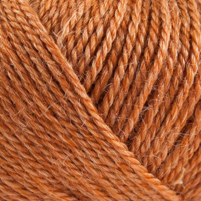Onion No.4 Organic Wool+Nettles 834 Burnt orange