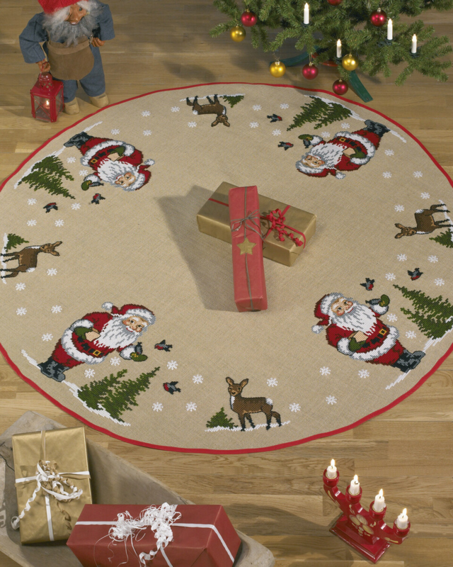 Embroidery Kit Gnome Feeding Birds 170 cm Ø / 66.93 in dia.