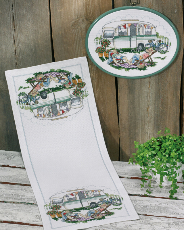 Embroidery Kit Camping Life 24 x 62 cm / 9 x 24 in