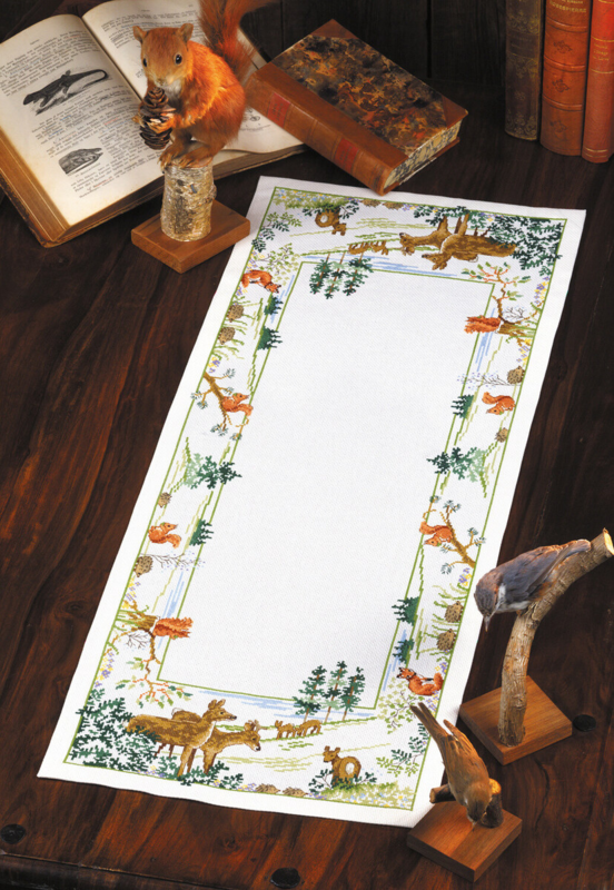 Embroidery Kit Forest Animals 34 x 88 cm / 13.39 x 34.65 in