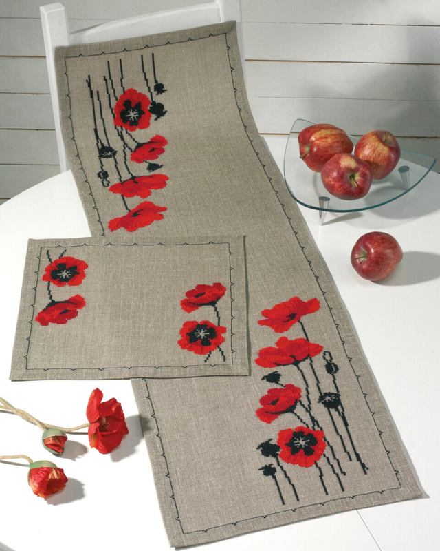 Embroidery Kit Title: Poppy on nature 36 x 117 cm / 14 x 46 in