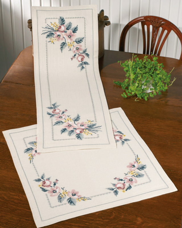 Embroidery Kit Roses on linen 36 x 104 cm / 14 x 41 in