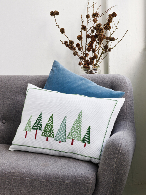 Embroidery Kit Christmas Trees 58 x 40 cm / 22.83 x 15.75 in