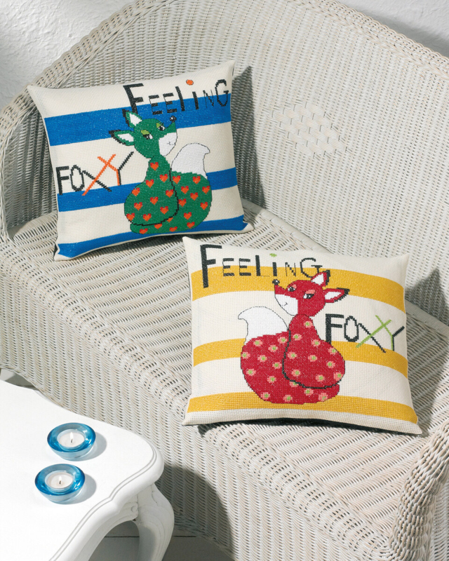 Embroidery Kit Feeling Foxy 40 x 35 cm / 16 x 14 in