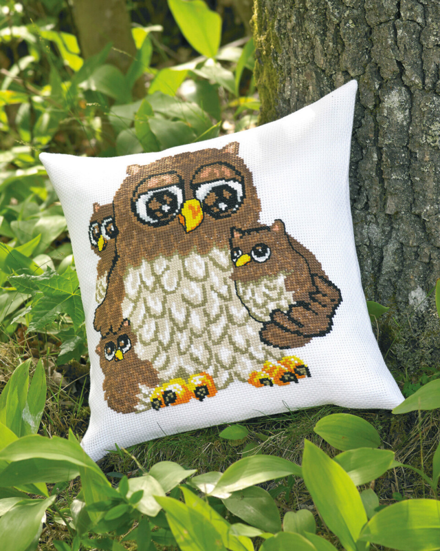 Embroidery Kit Owl Family 39 x 39 cm / 15 x 15 in