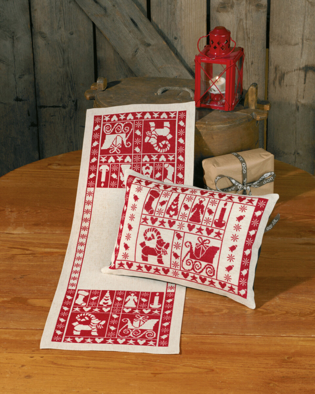 Embroidery Kit Christmas Spirit Aida Cushion 37x26 cm / 15x10 in