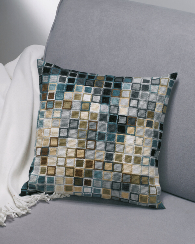 Embroidery Kit Pixel roses 38 x 38 cm / 14.96 x 14.96 in