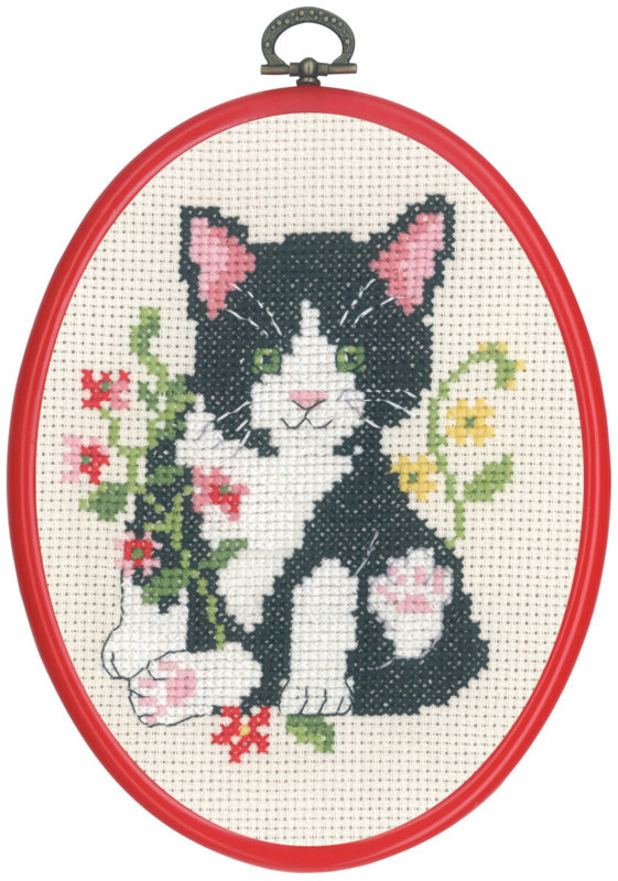 Embroidery Kit Black cat m/5959/30 13 x 18 cm / 5 x 7 in