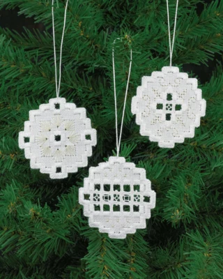 Embroidery Kit Hardanger balls x3 7 Ø cm / 3 Ø in dia.