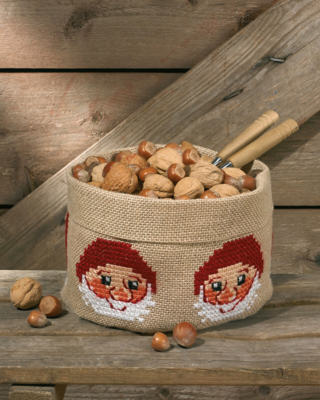 Embroidery Kit Elf 21 dia. x 19 cm / 8.27 dia. x 7.48 in