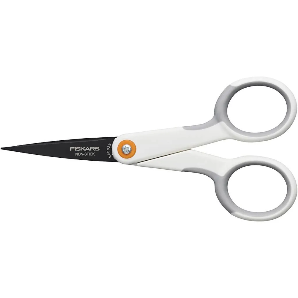 18x24 Cutting Mat Fiskars Inclined Cutting Mat Display - Fixtures Close ...